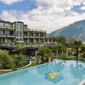 Alexander 4*, Limone sul Garda Italien