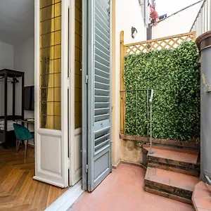 Eleven , Florenz Italien